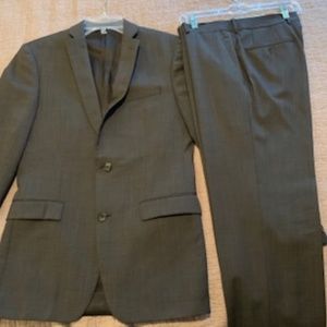 Bar III 2 Piece Suit Bar 3 38R 32/30	Tailored